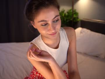 webcam girl tessarosse_ live cam image #8782525