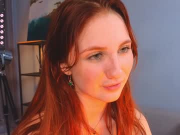 webcam girl lynnalltop live cam image #10445731