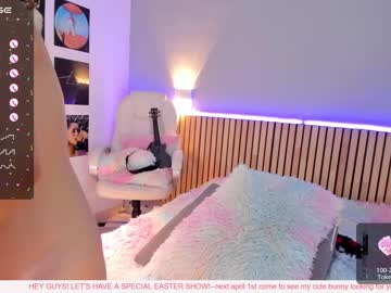 webcam girl little_effy18 live cam image #8946010