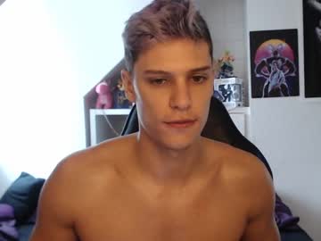 webcam man misterydragon live cam image #247875