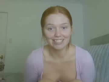 webcam girl deegale03 live cam image #12650657