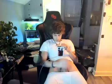 webcam man bashful4200 live cam image #3757540
