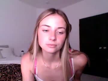 webcam girl sophiesweetss live cam image #9656891