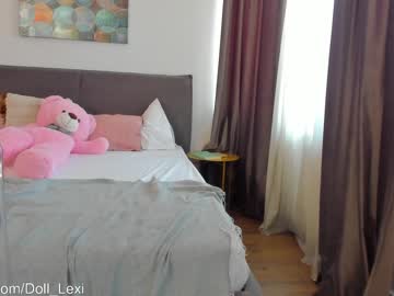 webcam girl doll_lexi live cam image #6118510