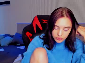 webcam girl angella_kleee live cam image #7589022