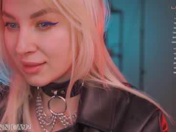 webcam girl bronnica live cam image #6207831