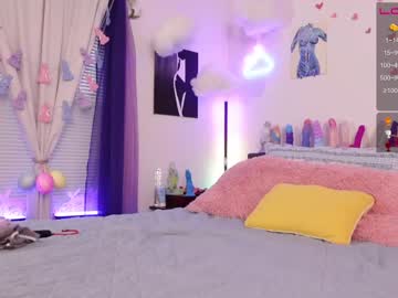 webcam girl emmasky69 live cam image #5674816