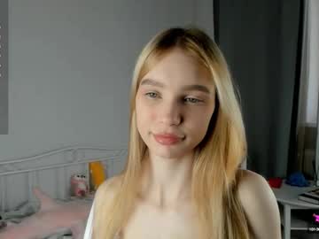 webcam girl solsticea live cam image #12338099
