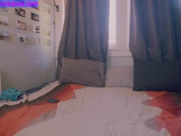 webcam girl chroniclove live cam image #3334334
