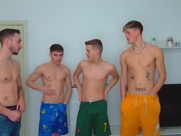 webcam man super_boys1 live cam image #8466553
