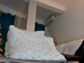 webcam girl hotfallingdevil live cam image #1194806