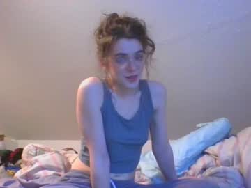 webcam girl rosegold18 live cam image #8322881