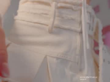 webcam girl nicolle_mitchelle live cam image #12688825