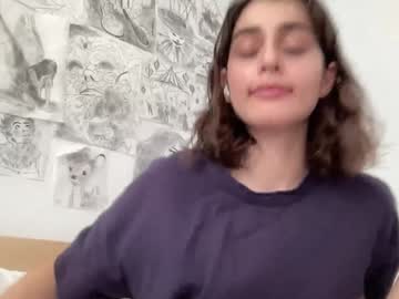 webcam girl wonderland_stia live cam image #10085022