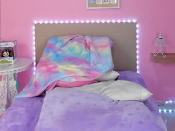 webcam girl little_effy18 live cam image #3479934