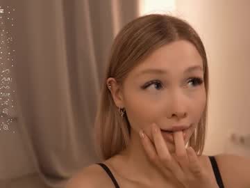 webcam girl april_blush live cam image #12922329