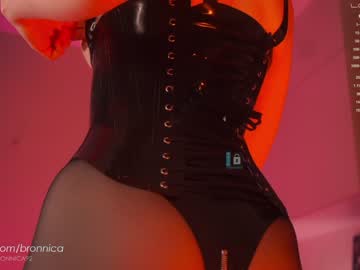webcam girl bronnica live cam image #2855355