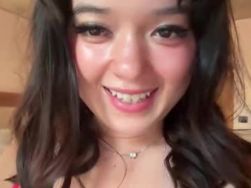 webcam girl sarah_heart_aus live cam image #13021349