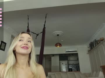 webcam girl kriss0leoo live cam image #10192125