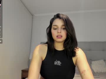 webcam girl yourfreakygirl live cam image #12449307