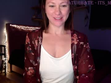 webcam girl its_me_ella live cam image #129880