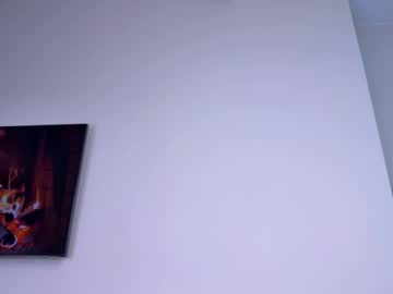 webcam girl canikissyou_ live cam image #12760229