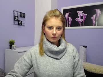 webcam girl julie_wayne live cam image #4555792
