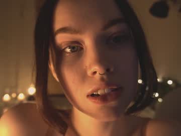 webcam girl bibi_it_is live cam image #1094644