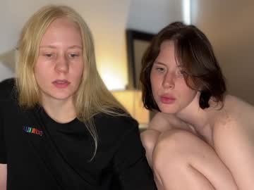 webcam couple wendyoliver live cam image #10645700