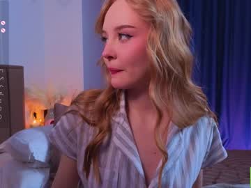 webcam girl lissa_meooow live cam image #9229127