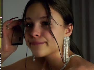 webcam girl a_whole_eternity live cam image #9097850