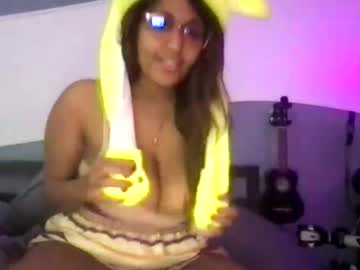 webcam girl blackgurlkitty live cam image #1140985