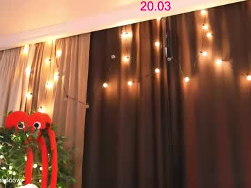 webcam girl lissa_meooow live cam image #12159075