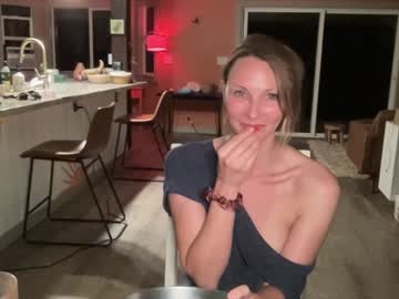 webcam girl kaileeshy live cam image #12588357