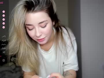 webcam girl sun_shine_baby live cam image #8311757