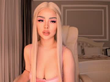 webcam girl bae_suz live cam image #2135690