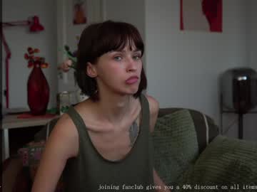 webcam girl diruriru live cam image #11004263