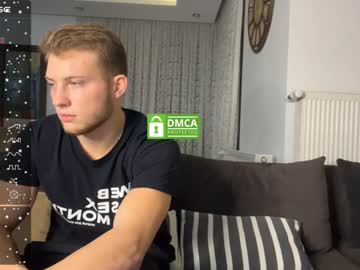 webcam couple jony_and_jessica live cam image #8766398