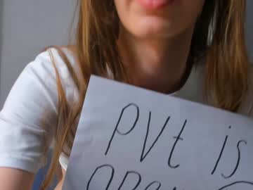 webcam girl wildabolling live cam image #9736981