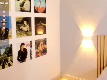 webcam girl little_effy18 live cam image #5372069