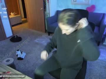 webcam girl cidergal69 live cam image #12119568