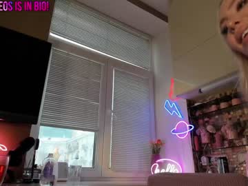 webcam girl 2badforyou live cam image #7370501