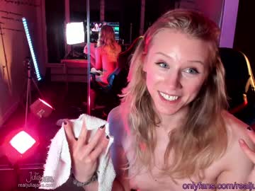 webcam tranny realjuliajane live cam image #7052540
