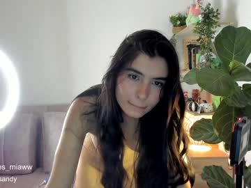 webcam girl lucia_sandy live cam image #10915443