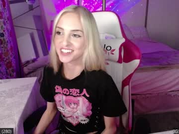 webcam girl prettygirl_elly live cam image #1642026