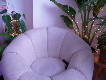 webcam girl rebeccastonee live cam image #6530996