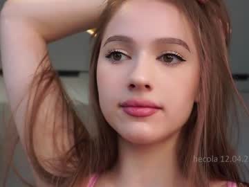 webcam girl hecola live cam image #12360899