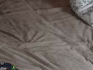 webcam girl bestblondiiecb live cam image #9876867