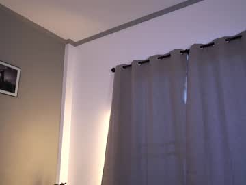 webcam girl cute__foxy live cam image #8779733