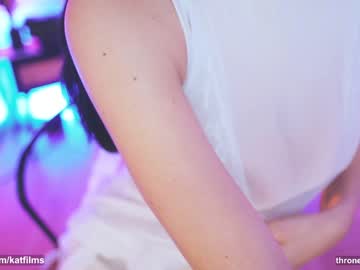 webcam girl katdreams live cam image #7900274